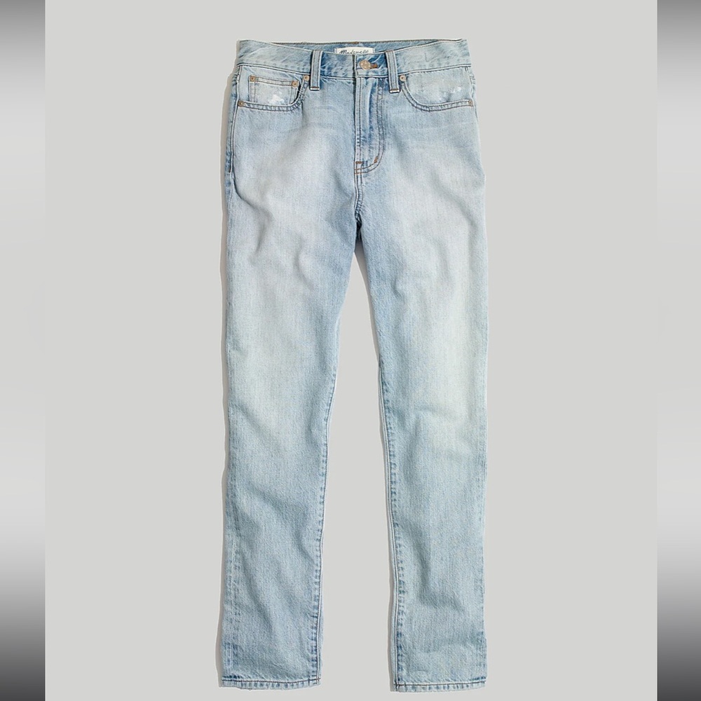 Madewell “Perfecf Summer Jean”.